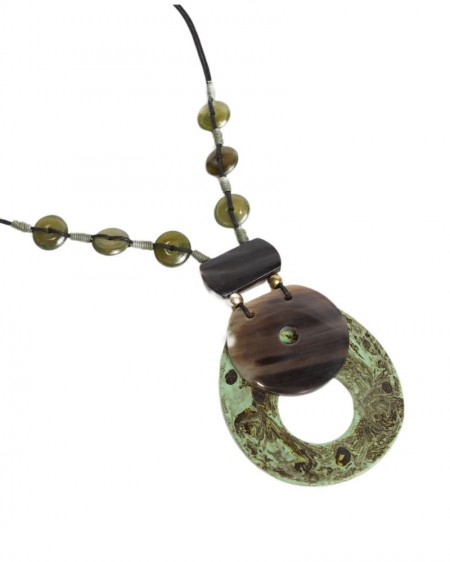Collar mármol